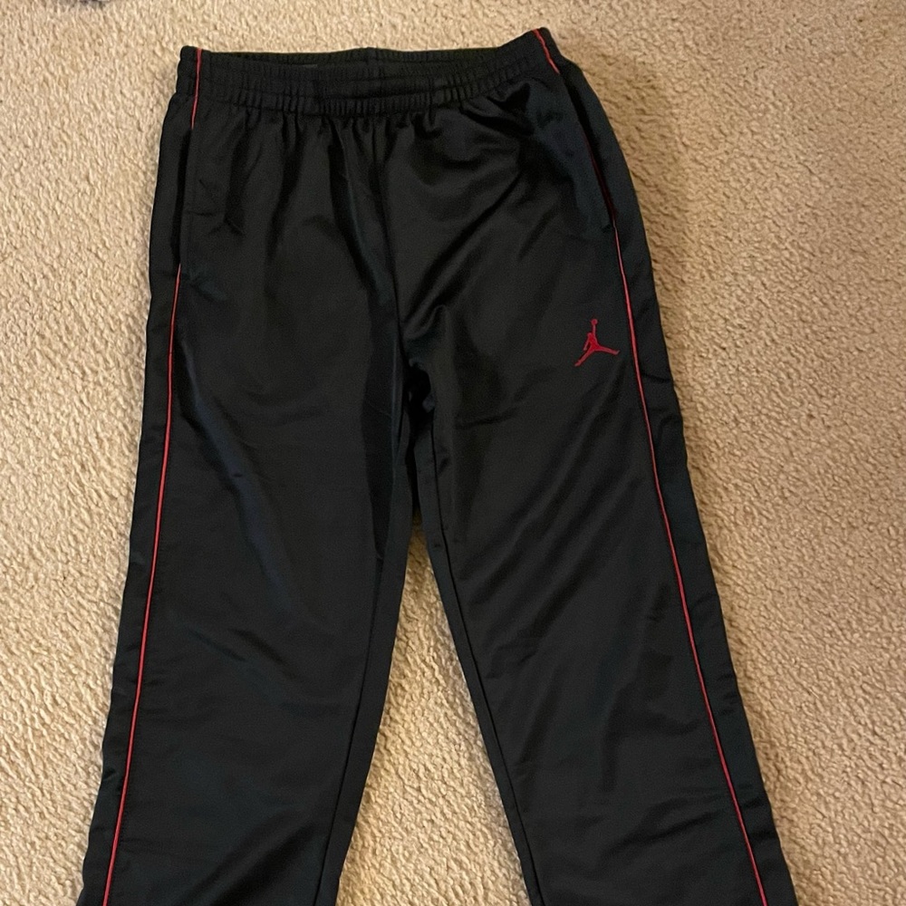 Jordan boys L pants